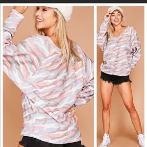 FINAL PRICE‼️MAUVE/BLUE/TAUPE/CREAM CAMO LOOSE TOP